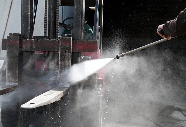 Best Gas Station Cleaning  in The Galena Territory, IL